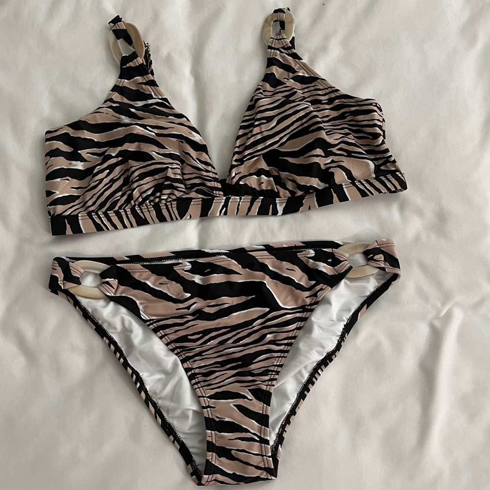 Venus Bikini
